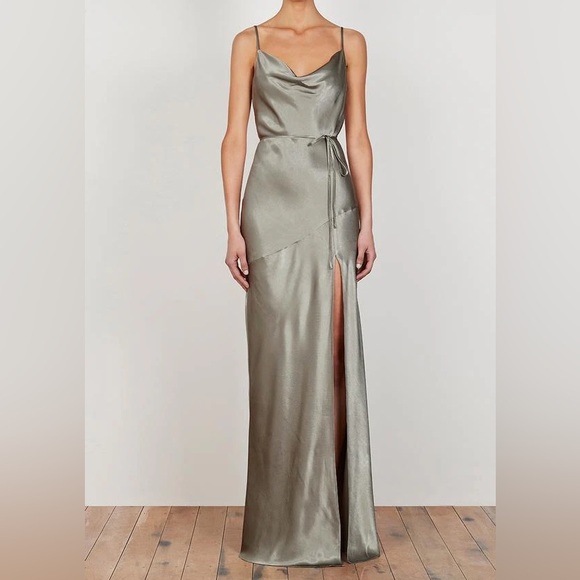green emerald velvet dress REVOLVE DRESS  Urvashi Kaur
